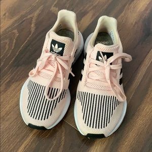 ADIDAS BIGKID 5/ WM 6,5/7 235mm